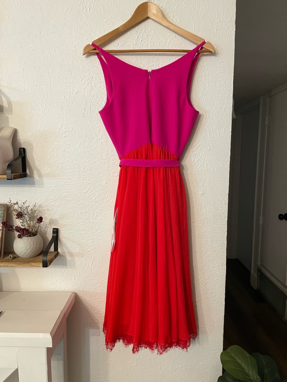 NWT Dress the Population V-neck Pink Red Color Blocked Cocktail Dress Small - Picture 3 of 8